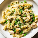 Garlic Butter Chicken & Pea Pasta